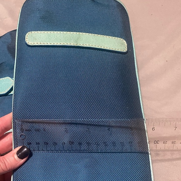 Vintage authentic Isabella Fiore genuine leather/nylon large teal Handbag - Picture 7 of 7